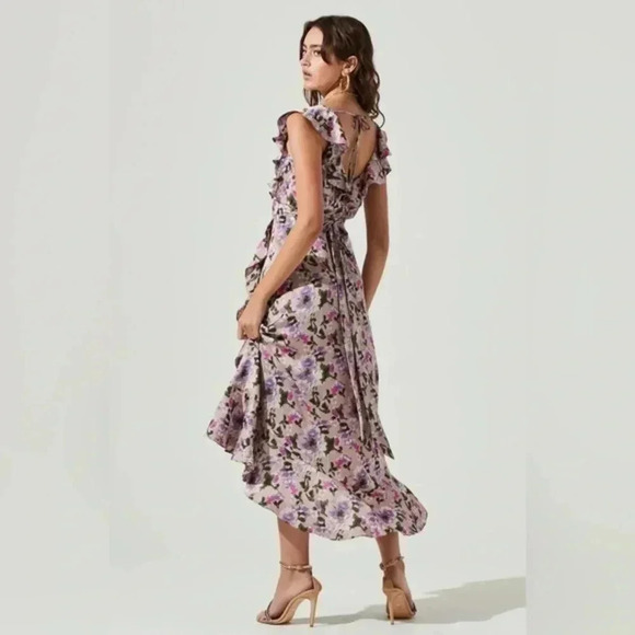 ASTR THE LABEL WRAP WILSHIRE RUFFLE OPEN BACK‎ FLORAL MIDI DRESS SIZE M - Picture 3 of 13